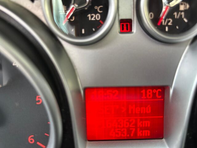 FORD FOCUS TREND ESTATE 1.6 TDCI SPANISH LHD IN SPAIN 102000 MILES SUPERB 2009